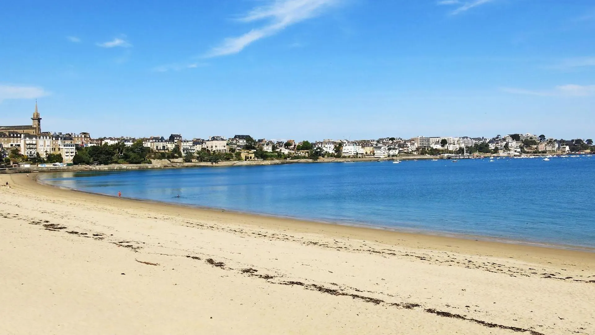 Apartment Le Triskel By Interhome Dinard